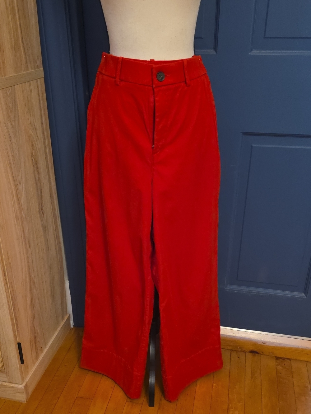 Worn Once SPANXsupersmooth Stretch Twill Red Stovepipe Pants Shapewear Medium